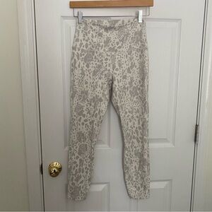 Lululemon Align HR 25”